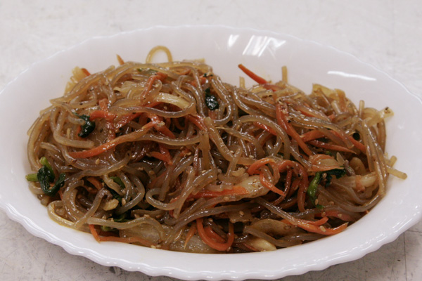 チャプチェ（春雨の五目炒め） 300g - 300円 : 眞味食品, キムチの  